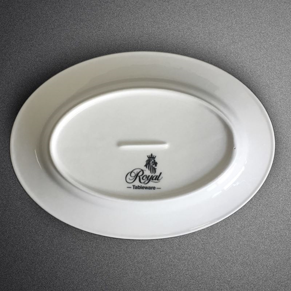 Picture of Diamond Oval Plates - 14"