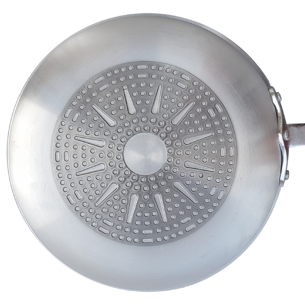 Picture of 7" Natural Finish Induction Ready Fry Pan with Removable Sleeve - 3.5mm Picture of 7" Natural Finish Induction Ready Fry Pan with Removable Sleeve - 3.5mm