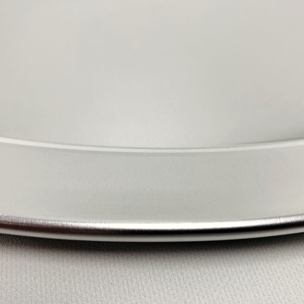 Picture of Pizza Tray - 8 - Wide Rim - NSF